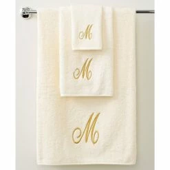 New 🌟 Avanti Bath Towels, Monogram Initial Script Ivory And Gold Collection 😍